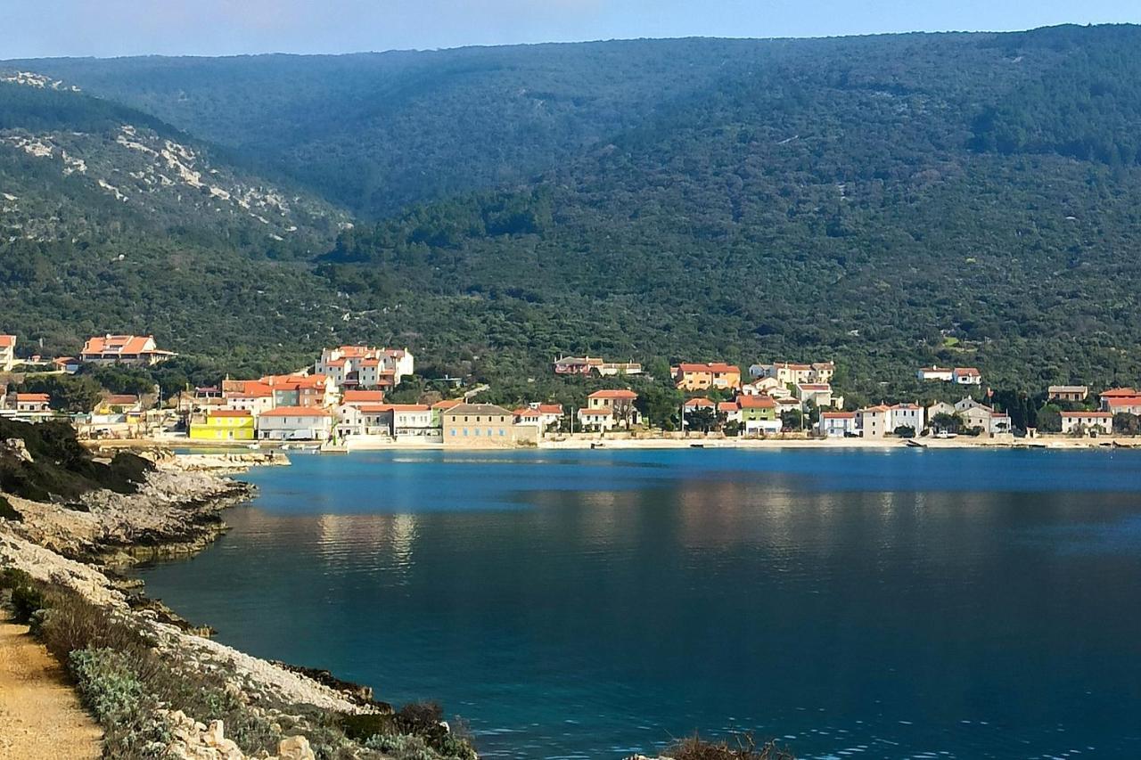 Apartments By The Sea Martinscica, Cres - 14334 Exterior photo